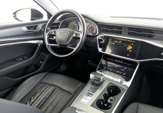 Подержанный автомобиль Audi A6 Sedan 2019 года (30 фото)
