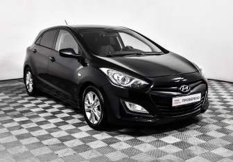 Подержанный автомобиль Hyundai i30 Hatchback 2012 года (3 фото)