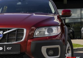 Подержанный автомобиль Volvo XC70 2010 года (26 фото)