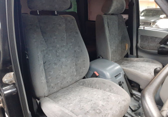 Подержанный автомобиль УАЗ Patriot 2012 года (17 фото)