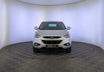 Подержанный автомобиль Hyundai ix35 2015 года (2 фото)