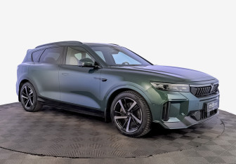 Подержанный автомобиль Voyah Free 2024 года (3 фото)