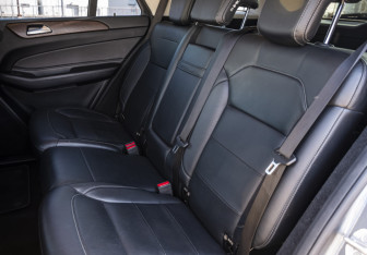 Подержанный автомобиль Mercedes-Benz GLE 2018 года (15 фото)
