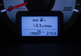 Подержанный автомобиль Honda Pilot 2012 года (12 фото)