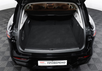 Подержанный автомобиль Voyah Free 2023 года (10 фото)