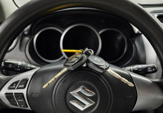 Подержанный автомобиль Suzuki Grand Vitara 2007 года (17 фото)