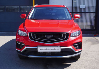 Подержанный автомобиль Geely Atlas Pro 2022 года (2 фото)