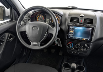 Подержанный автомобиль LADA (ВАЗ) Granta Sedan 2023 года (26 фото)