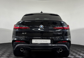 Подержанный автомобиль BMW X4 2019 года (4 фото)