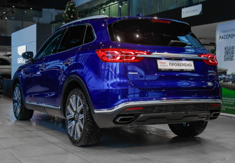 Подержанный автомобиль Hongqi HS5 2024 года (6 фото)