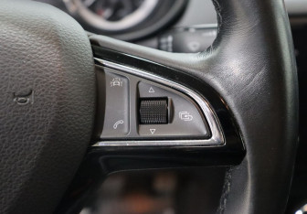 Подержанный автомобиль Skoda Octavia Liftback 2017 года (16 фото)