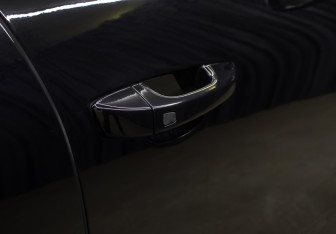 Подержанный автомобиль Porsche Cayenne 2015 года (19 фото)