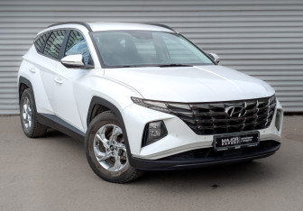 Подержанный автомобиль Hyundai Tucson 2021 года (3 фото)