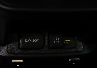 Подержанный автомобиль Lexus ES 2021 года (18 фото)