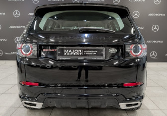 Подержанный автомобиль Land Rover Discovery Sport 2017 года (6 фото)