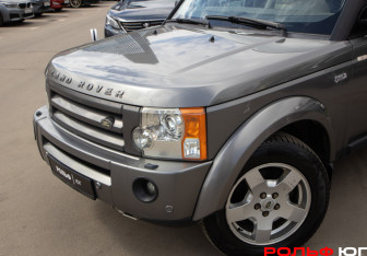 Подержанный автомобиль Land Rover Discovery 2008 года (23 фото)
