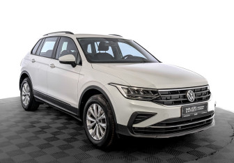 Подержанный автомобиль Volkswagen Tiguan 2021 года (3 фото)