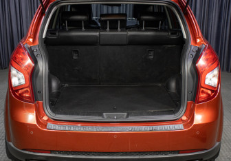 Подержанный автомобиль SsangYong Actyon 2013 года (10 фото)