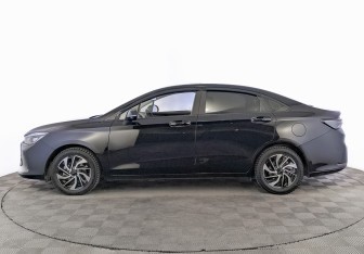 Подержанный автомобиль BAIC U5 Plus 2023 года (8 фото)