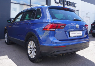 Подержанный автомобиль Volkswagen Tiguan 2018 года (7 фото)