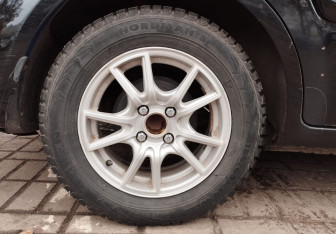 Подержанный автомобиль Kia Rio Sedan 2010 года (13 фото)