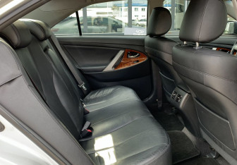 Подержанный автомобиль Toyota Camry Sedan 2011 года (19 фото)