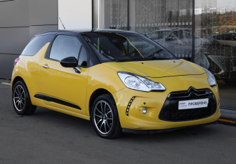 Подержанный автомобиль Citroen DS3 Hatchback 2012 года (3 фото)