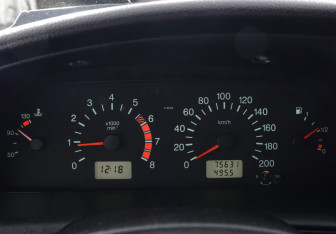 Подержанный автомобиль Chevrolet Niva 2016 года (11 фото)