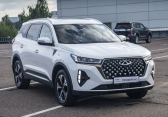 Подержанный автомобиль Chery Tiggo 7 Pro Max 2023 года (3 фото)
