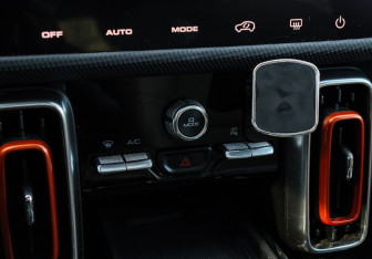 Подержанный автомобиль Haval Dargo 2022 года (24 фото)