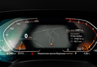 Подержанный автомобиль BMW X6 2022 года (16 фото)