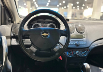 Подержанный автомобиль Chevrolet Aveo Sedan 2008 года (5 фото)