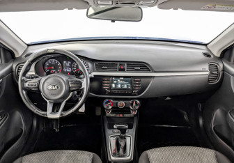 Подержанный автомобиль Kia Rio Hatchback 2019 года (14 фото)