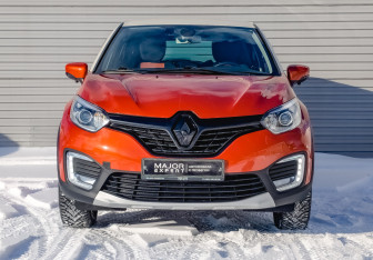 Подержанный автомобиль Renault Kaptur 2017 года (2 фото)