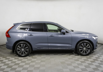 Подержанный автомобиль Volvo XC60 2021 года (4 фото)