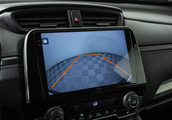 Подержанный автомобиль Honda CR-V 2017 года (14 фото)