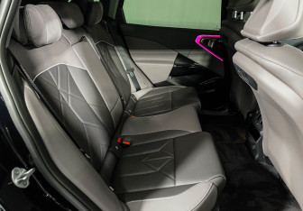 Новый BMW X3 2025 (14 фото)