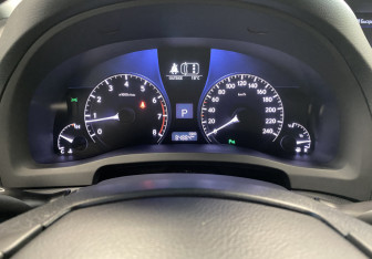 Подержанный автомобиль Lexus RX 2013 года (15 фото)