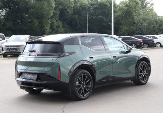 Подержанный автомобиль Zeekr X 2023 года (5 фото)