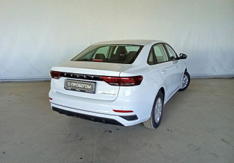 Подержанный автомобиль Geely Emgrand 2024 года (6 фото)