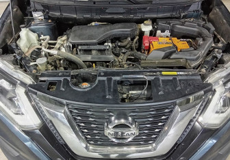 Подержанный автомобиль Nissan X-Trail 2018 года (16 фото)