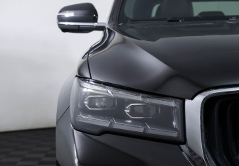 Подержанный автомобиль Geely Monjaro 2023 года (25 фото)