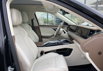 Подержанный автомобиль Voyah Free 2023 года (25 фото)