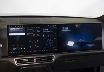 Подержанный автомобиль LiXiang L7 2023 года (20 фото)