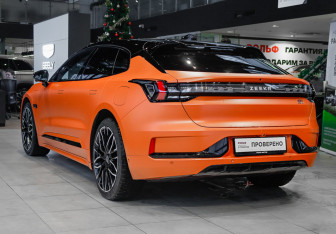 Подержанный автомобиль Zeekr 001 2023 года (6 фото)