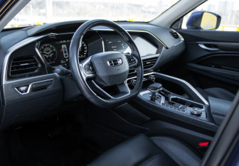 Подержанный автомобиль Geely Tugella 2021 года (13 фото)