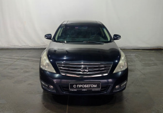 Подержанный автомобиль Nissan Teana 2010 года (2 фото)