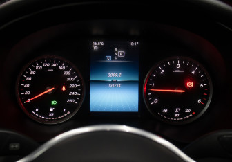 Подержанный автомобиль Mercedes-Benz GLC Coupe 2019 года (13 фото)