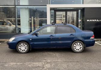 Подержанный автомобиль Mitsubishi Lancer Sedan 2007 года (8 фото)