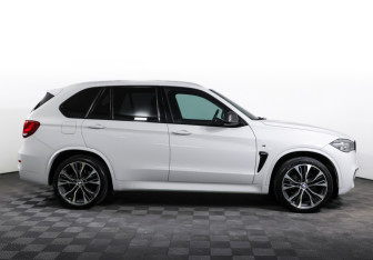 Подержанный автомобиль BMW X5 2014 года (4 фото)